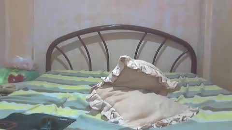 Snapshot of mirana_xxx chatting on September 29, 8:52 pm Im Ping online show from September 29, 8:52 pm