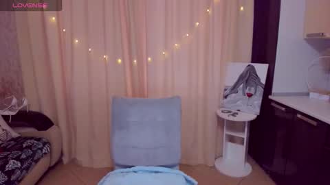 MirandaDyson online show from February 1, 11:07 am