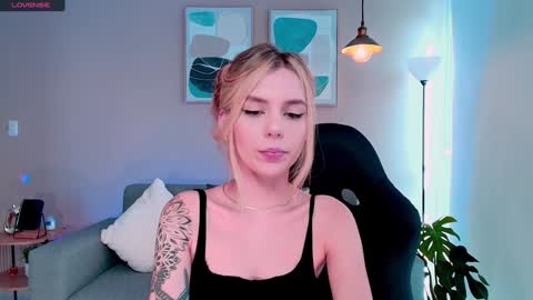 Miranda Shaw online show from January 13, 8:48 pm