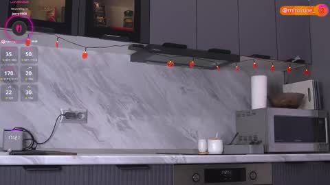 mirarune online show from October 18, 2:21 pm