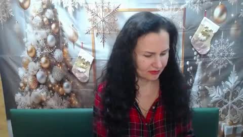 Miroslava Happi online show from December 20, 8:10 am