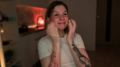 Mira online show from April 20, 11:30 pm