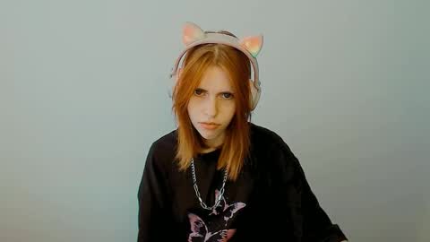 misaki_chan_ online show from September 25, 7:26 am