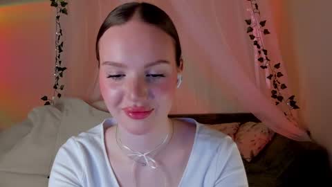 Snapshot of mish_ka3 chatting on February 8, 4:04 pm Misha online show from February 8, 4:04 pm