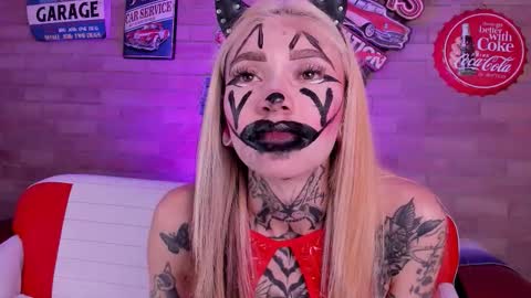 miss___angel online show from January 6, 6:23 pm