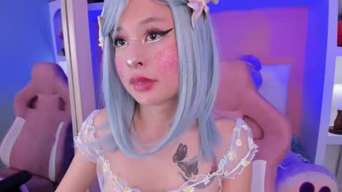 Snapshot of miss__lunna chatting on September 27, 11:30 am Lunna online show from September 27, 11:30 am