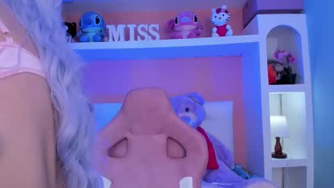 Snapshot of miss__lunna chatting on September 25, 11:28 am Lunna online show from September 25, 11:28 am