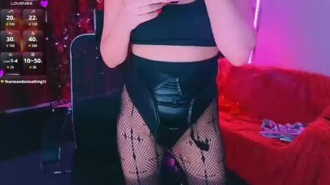 miss_alice_silver online show from May 30, 6:28 pm