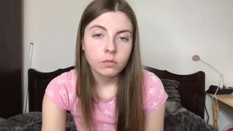 miss angel  online show from April 26, 2:26 pm