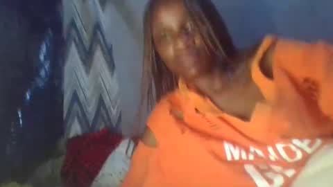 Snapshot of miss_belllo chatting on March 8, 9:18 pm miss_belllo online show from March 8, 9:18 pm