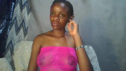 Snapshot of miss_belllo chatting on March 10, 6:05 am miss_belllo online show from March 10, 6:05 am