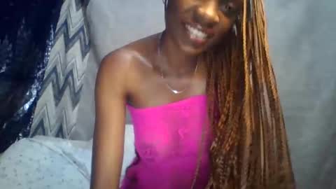 Snapshot of miss_belllo chatting on February 3, 5:51 am miss_belllo online show from February 3, 5:51 am