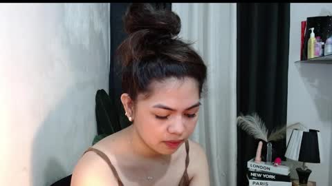 Briella online show from March 27, 4:41 pm