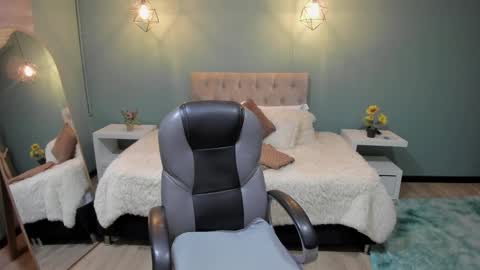 Cataleya online show from February 26, 10:40 am