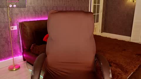 Snapshot of miss_elias chatting on September 12, 4:42 pm Elia online show from September 12, 4:42 pm