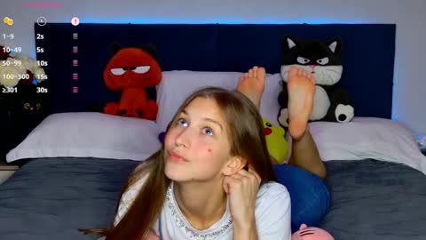 Emily online show from April 20, 6:44 pm