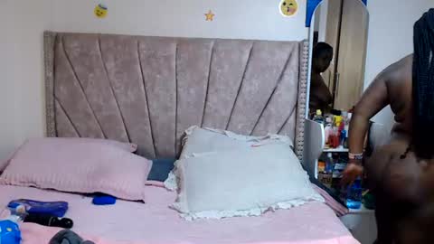 miss_godess online show from July 2, 3:55 am