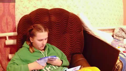 Miss Iriss online show from March 13, 6:55 pm