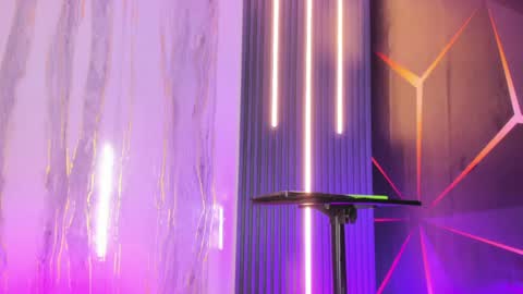 miss_isa19 online show from June 3, 3:39 pm