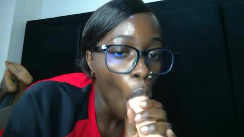 SensuElle  WHAT I DONT SHOW HERE... YOULL ONLY SEE IN PRIVATE  online show from January 9, 12:00 pm