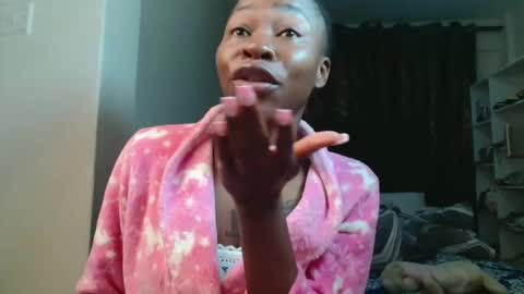 Miss Kiarrafit online show from February 3, 2:53 am