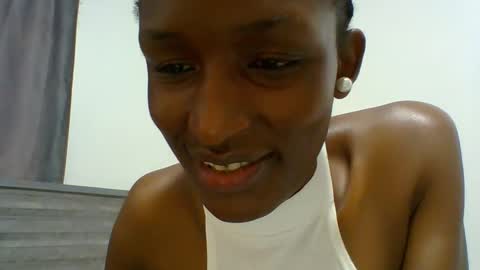 Snapshot of miss_kiki7 chatting on October 19, 9:03 am kiki online show from October 19, 9:03 am