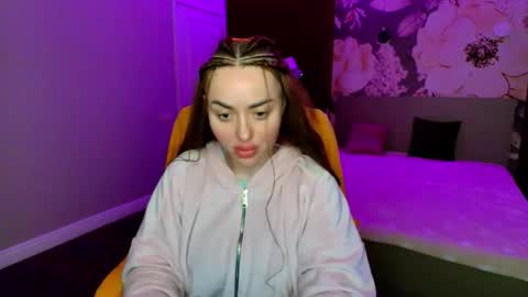 miss_kiten online show from April 16, 1:49 am