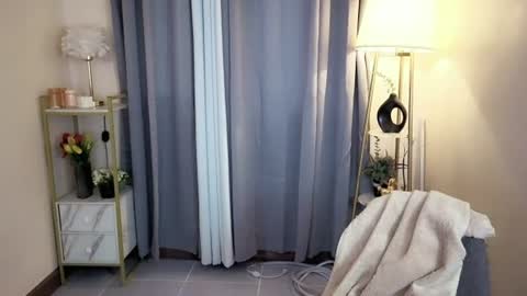 miss_kyrstyn online show from July 12, 11:52 pm
