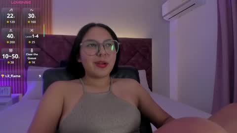 lexy online show from April 17, 9:39 pm