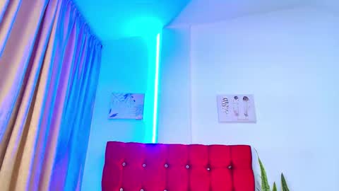 Snapshot of miss_leylaa chatting on October 5, 4:58 pm leyla online show from October 5, 4:58 pm