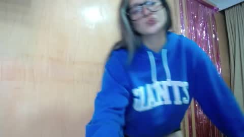 Snapshot of miss_lilieth chatting on March 12, 11:44 pm lilieth online show from March 12, 11:44 pm