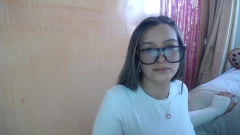 Snapshot of miss_lilieth chatting on March 7, 7:38 pm lilieth online show from March 7, 7:38 pm