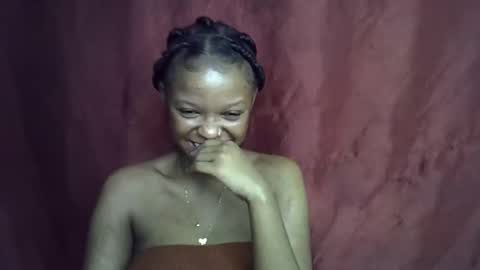 Snapshot of miss_rihanna2 chatting on October 14, 6:44 pm miss_rihanna2 online show from October 14, 6:44 pm