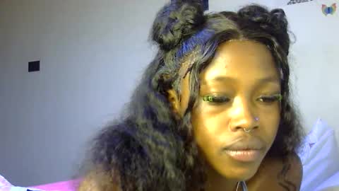 Snapshot of miss_sexyyy chatting on October 13, 1:46 pm miss_sexyyy online show from October 13, 1:46 pm