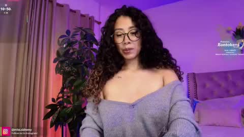 Amy Olivera online show from September 29, 1:10 pm