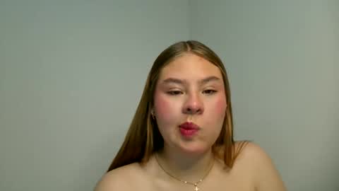 sophi 3 online show from June 11, 12:09 am