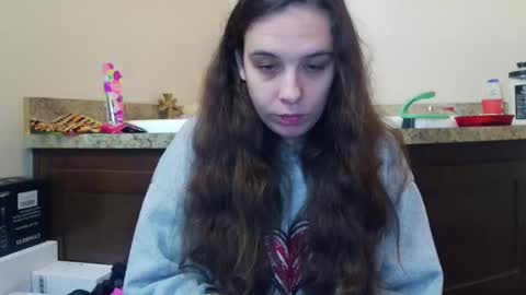 Snapshot of miss_sunshine01 chatting on October 18, 3:44 am Bella online show from October 18, 3:44 am