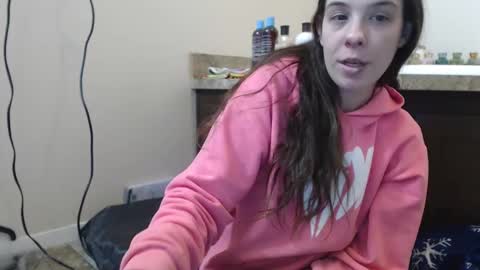 Snapshot of miss_sunshine01 chatting on March 3, 6:35 pm Bella online show from March 3, 6:35 pm