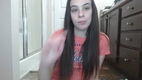 Snapshot of miss_sunshine01 chatting on January 13, 1:56 am Bella online show from January 13, 1:56 am