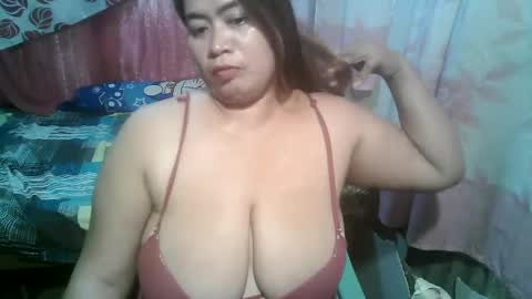 Snapshot of miss_v0lcan0 chatting on February 26, 11:09 pm miss v0lcan0 online show from February 26, 11:09 pm