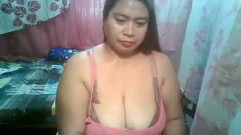 Snapshot of miss_v0lcan0 chatting on February 17, 11:11 pm miss v0lcan0 online show from February 17, 11:11 pm