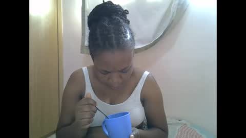 miss_velour online show from March 18, 5:57 am