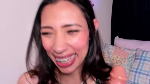 Miss Veronica online show from November 27, 1:08 pm