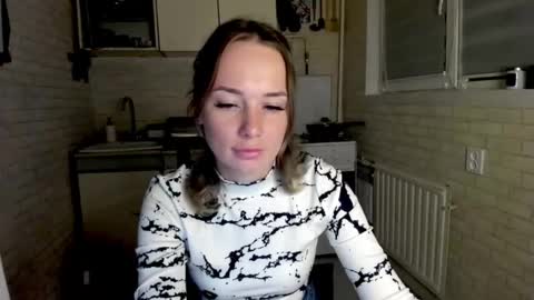 Snapshot of miss_you20 chatting on October 7, 8:38 pm miss_you20 online show from October 7, 8:38 pm