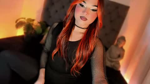 miss_zz online show from April 9, 4:56 pm