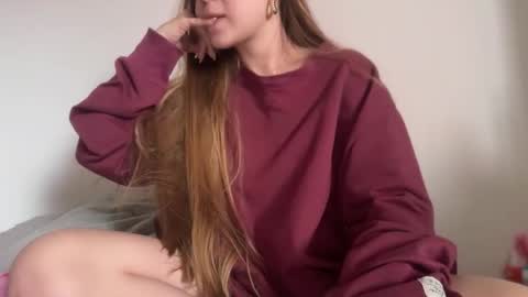 Snapshot of missameliah chatting on October 10, 1:39 pm Ameliahs online show from October 10, 1:39 pm