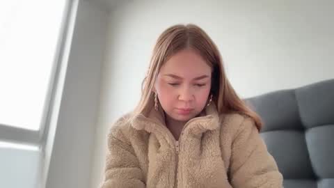 Ameliahs online show from November 14, 12:51 pm