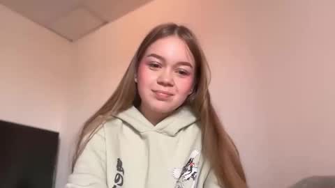 Snapshot of missameliah chatting on October 2, 1:10 pm Ameliahs online show from October 2, 1:10 pm