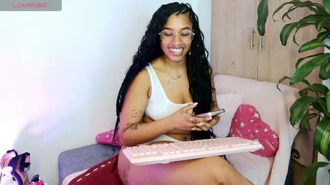 missangeldust online show from April 18, 2:35 am