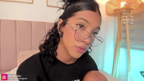 Snapshot of missbrasil_ chatting on October 7, 12:23 pm Sara Vanegas online show from October 7, 12:23 pm